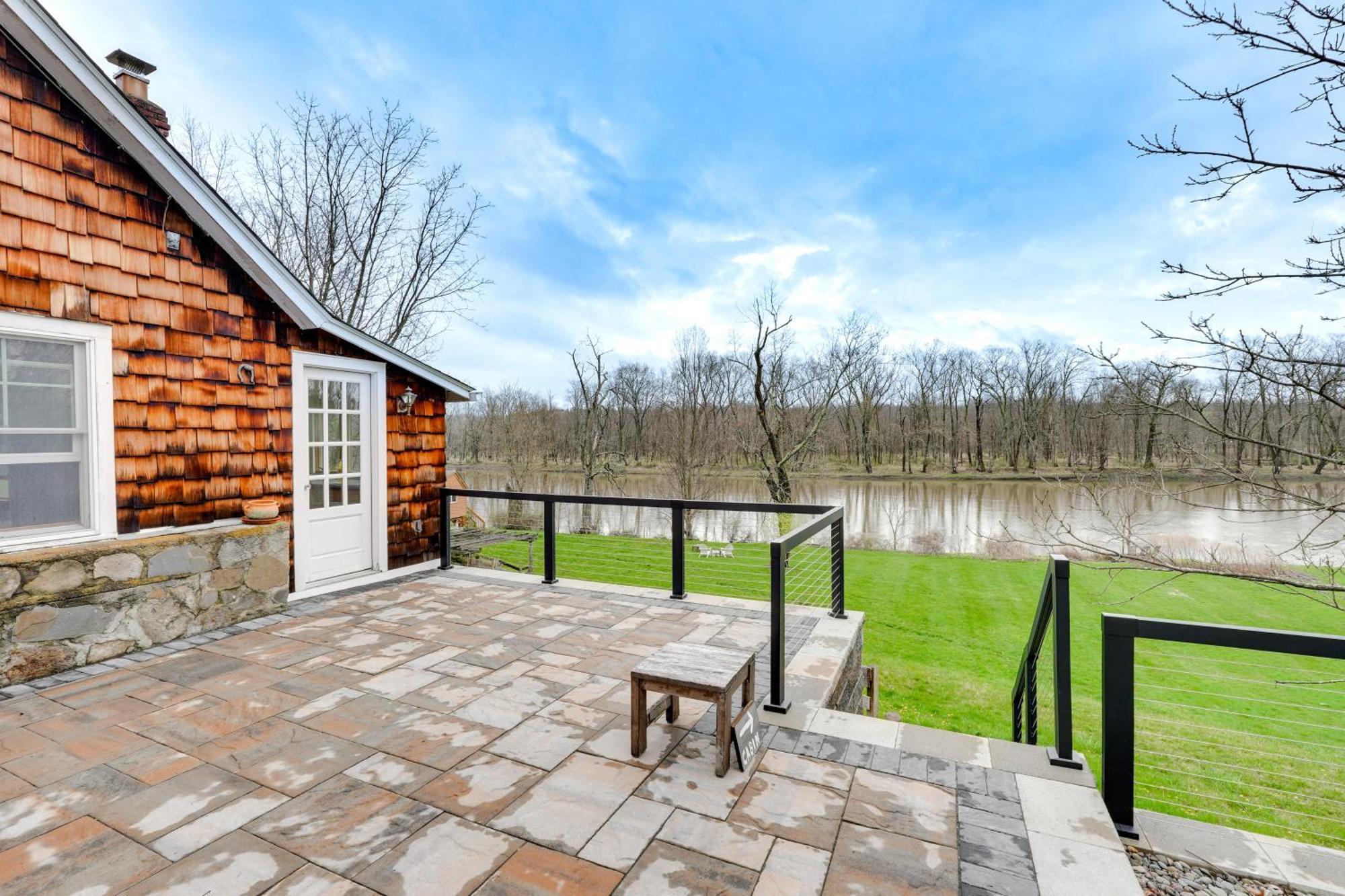 Cozy Upstate Studio With Walkill River Views! New Paltz Εξωτερικό φωτογραφία